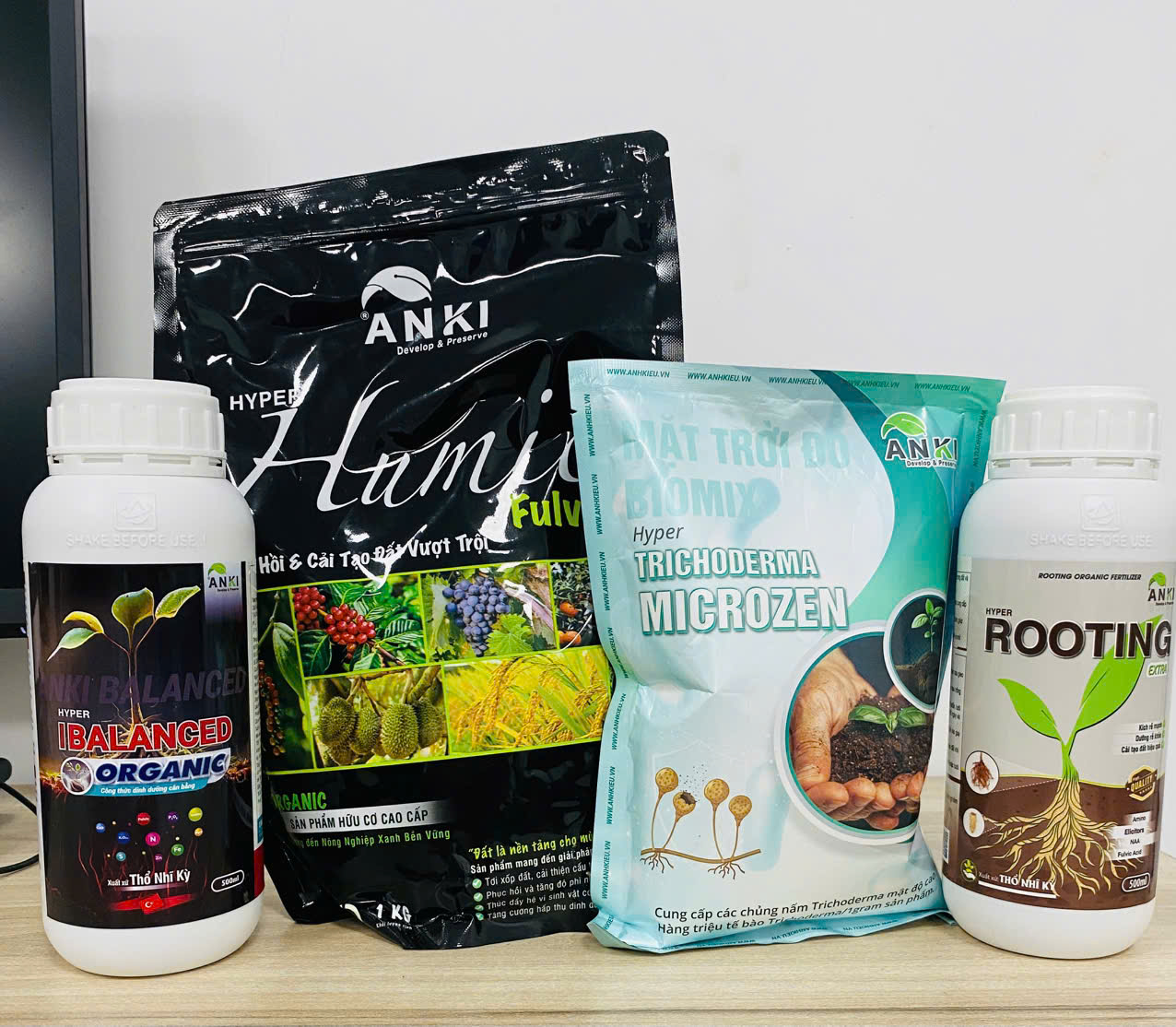 Bộ 4 cái tạo đất kích rễ, phòng bệnh